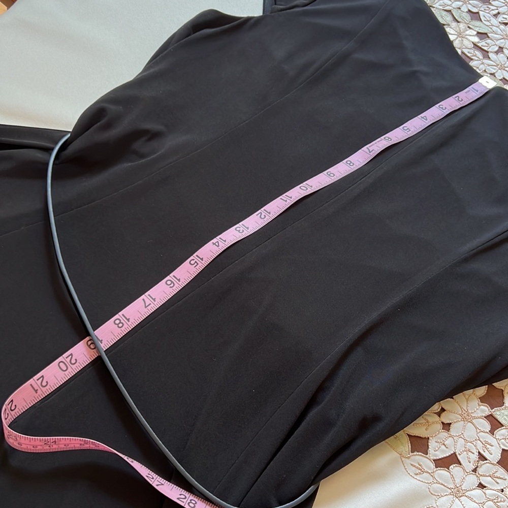 Basic Black Dress - Picture 7 of 11